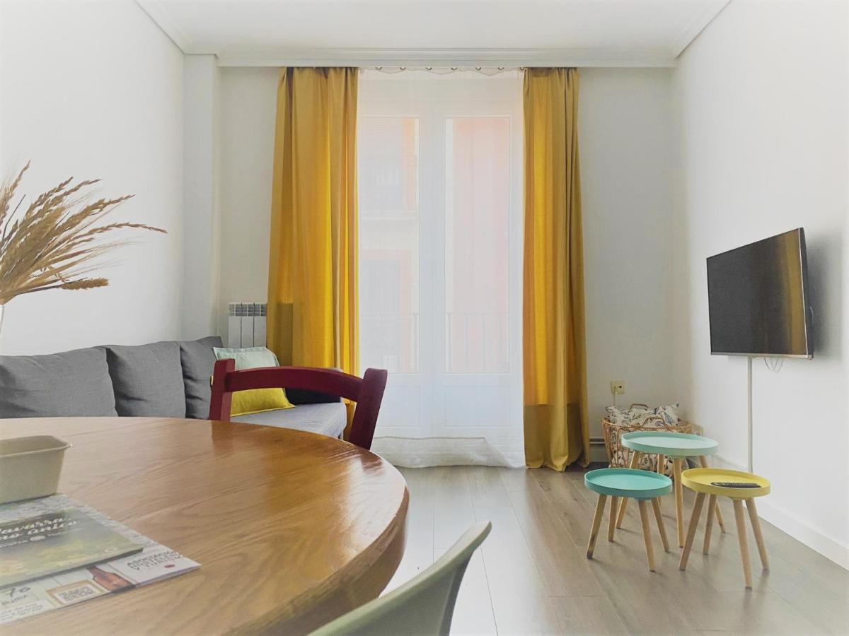 Apartamento Ayla Camino De Santiago Παμπλόνα Εξωτερικό φωτογραφία